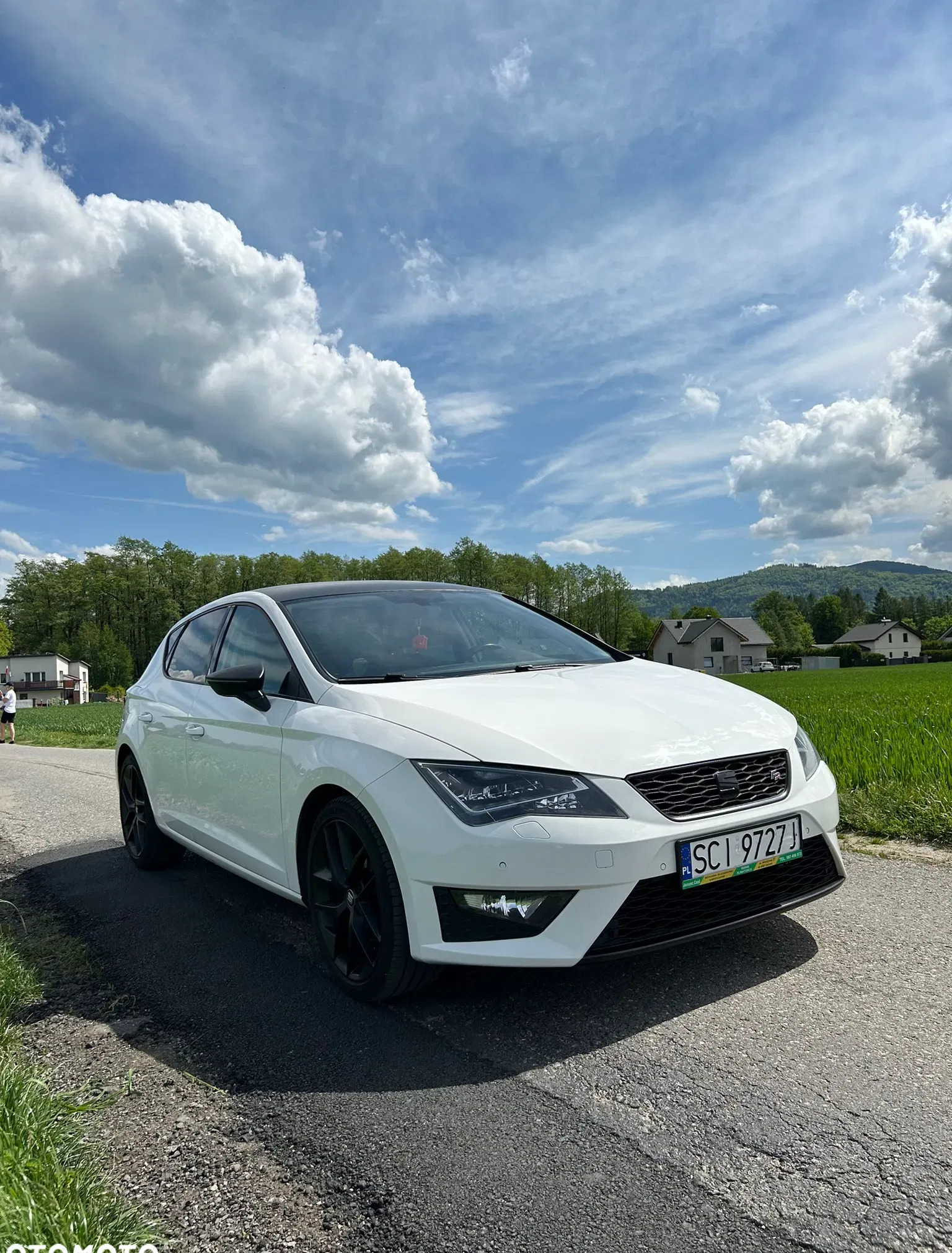 seat śląskie Seat Leon cena 52500 przebieg: 148000, rok produkcji 2016 z Ustroń